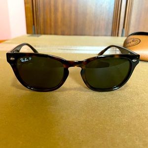 Women’s Ray Ban Sunglasses